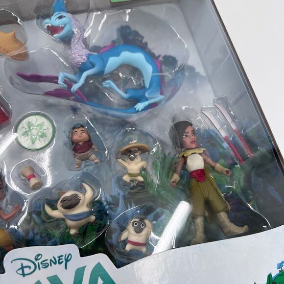 NWT NIB Disney NWT NIB Disney’s Raya and the Last Dragon Land of Kumandra Figurine COMPLETE SET
